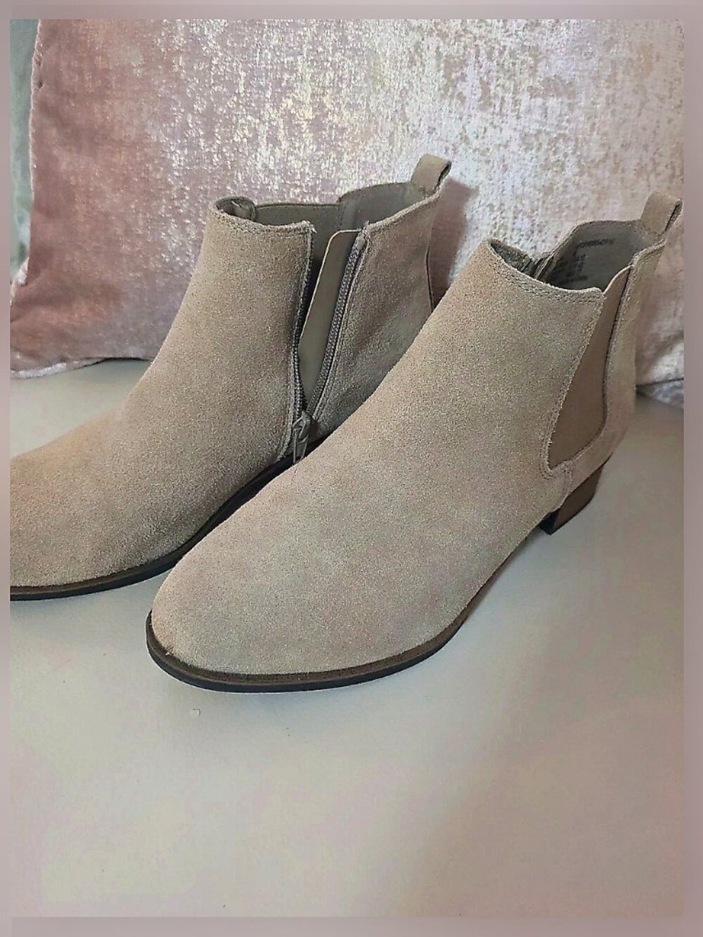White Mountain Ankle Boots 10